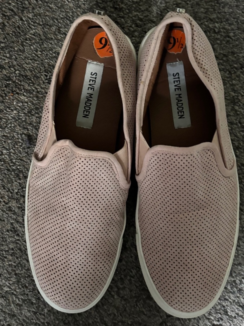 Steve Madden Women Sand Perforated Zarayy Flats/Sneakers 9 1/2